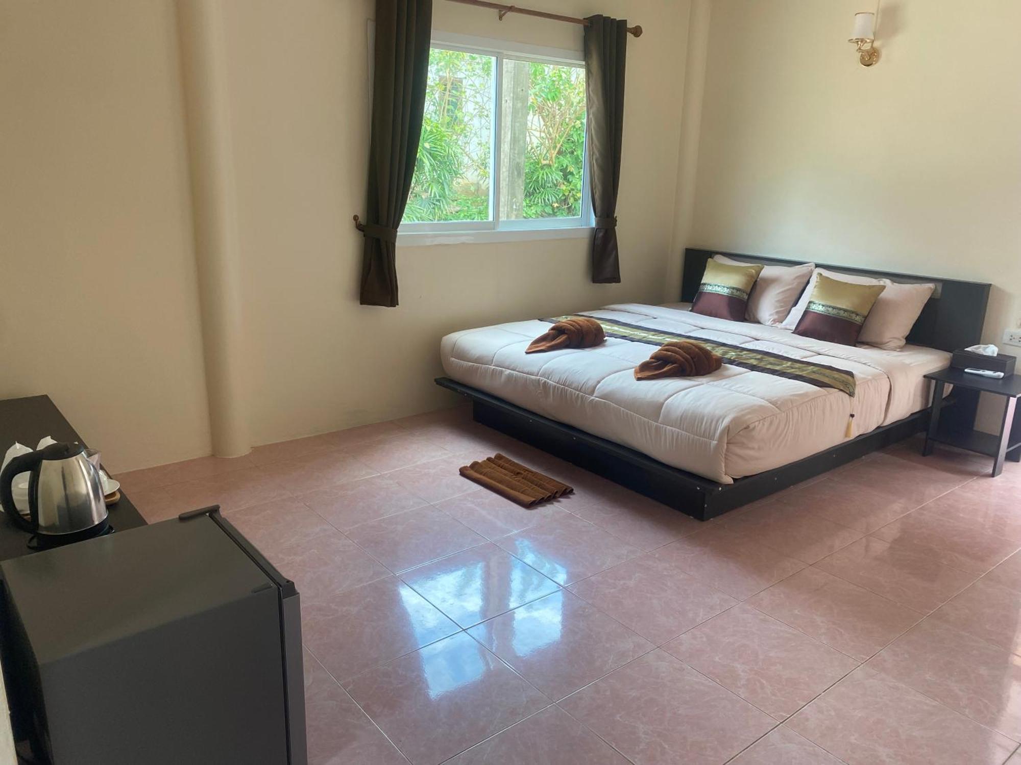 Arya Bungalow Ko Lanta Buitenkant foto