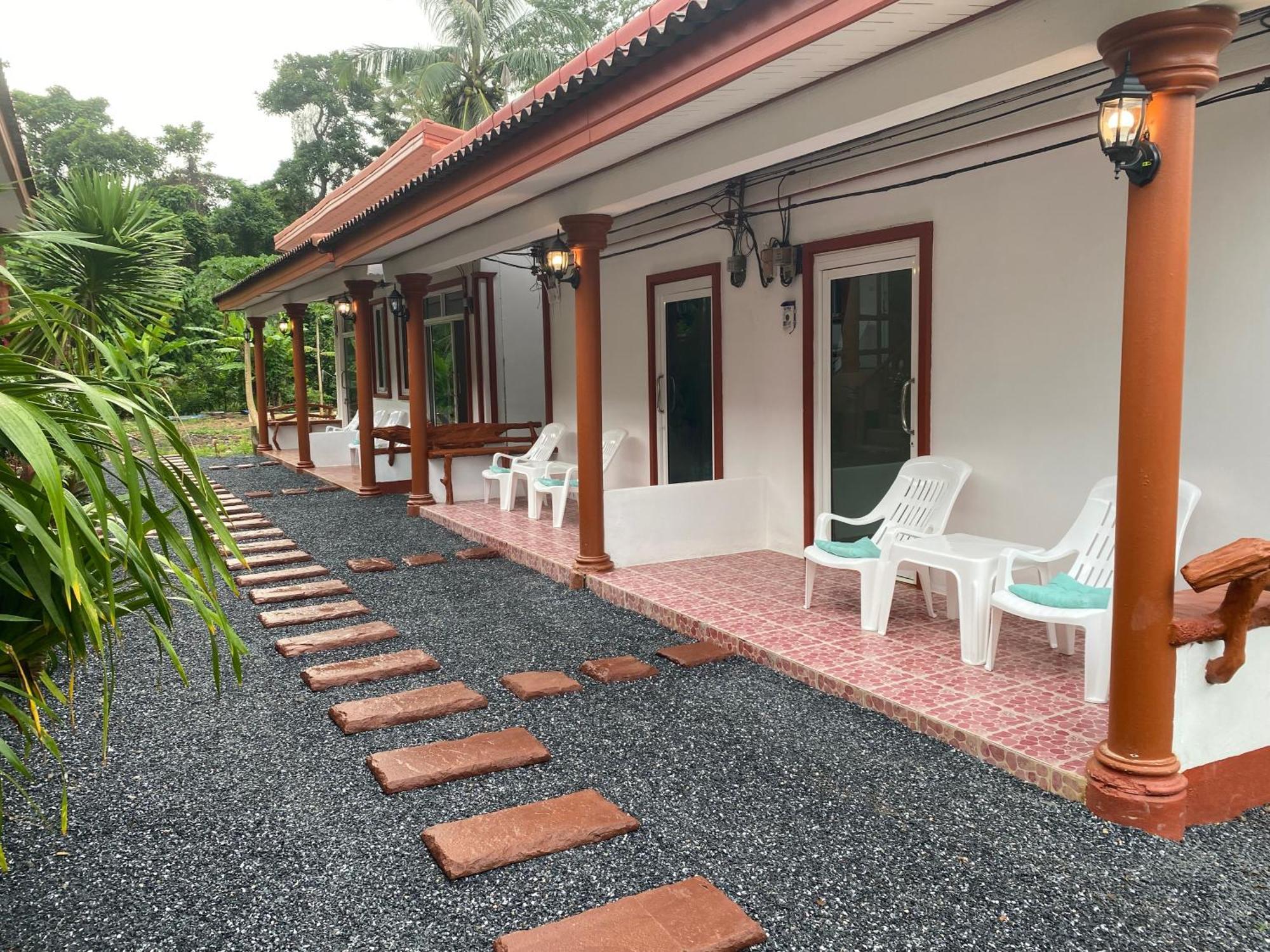 Arya Bungalow Ko Lanta Buitenkant foto