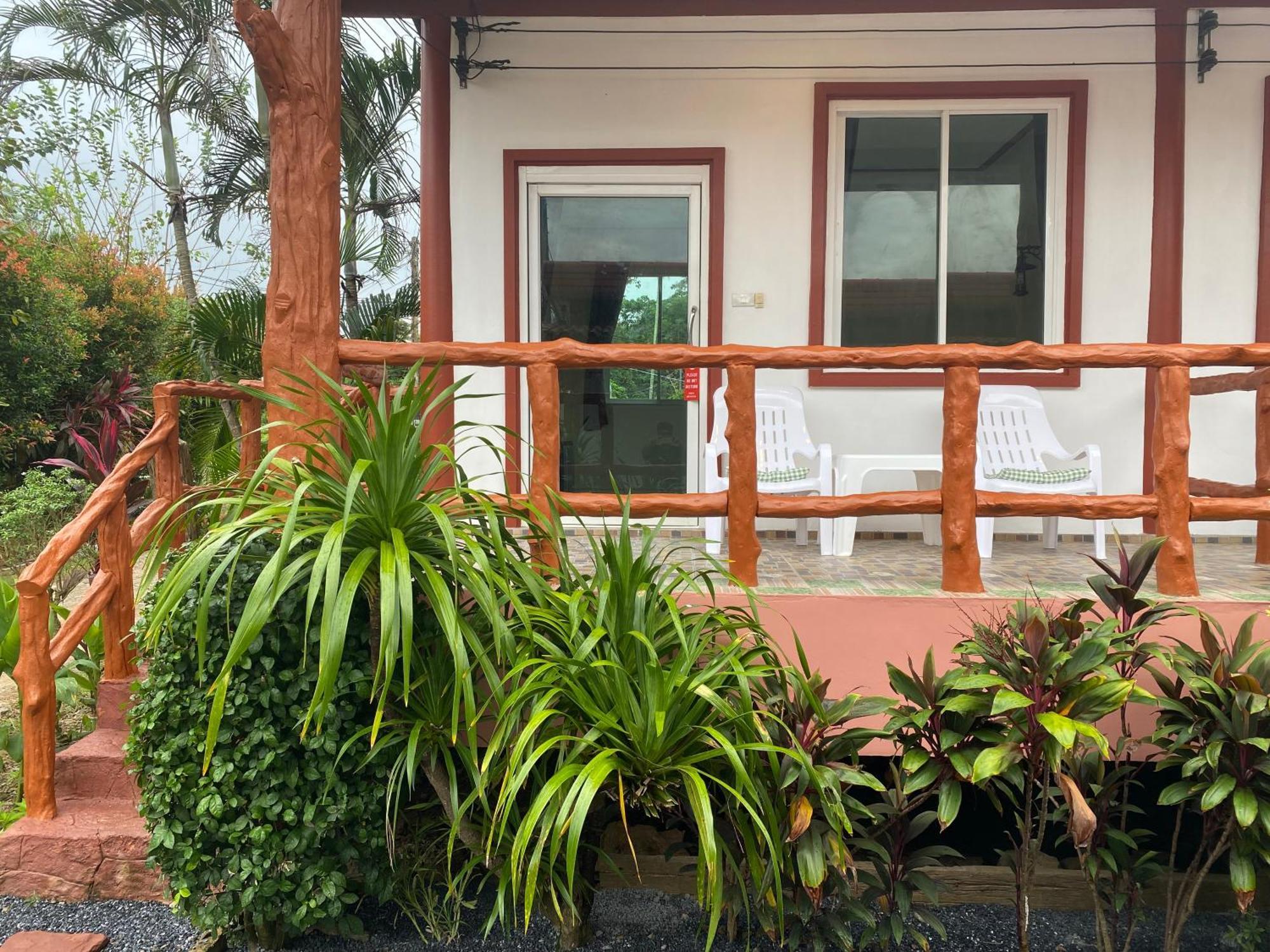 Arya Bungalow Ko Lanta Buitenkant foto