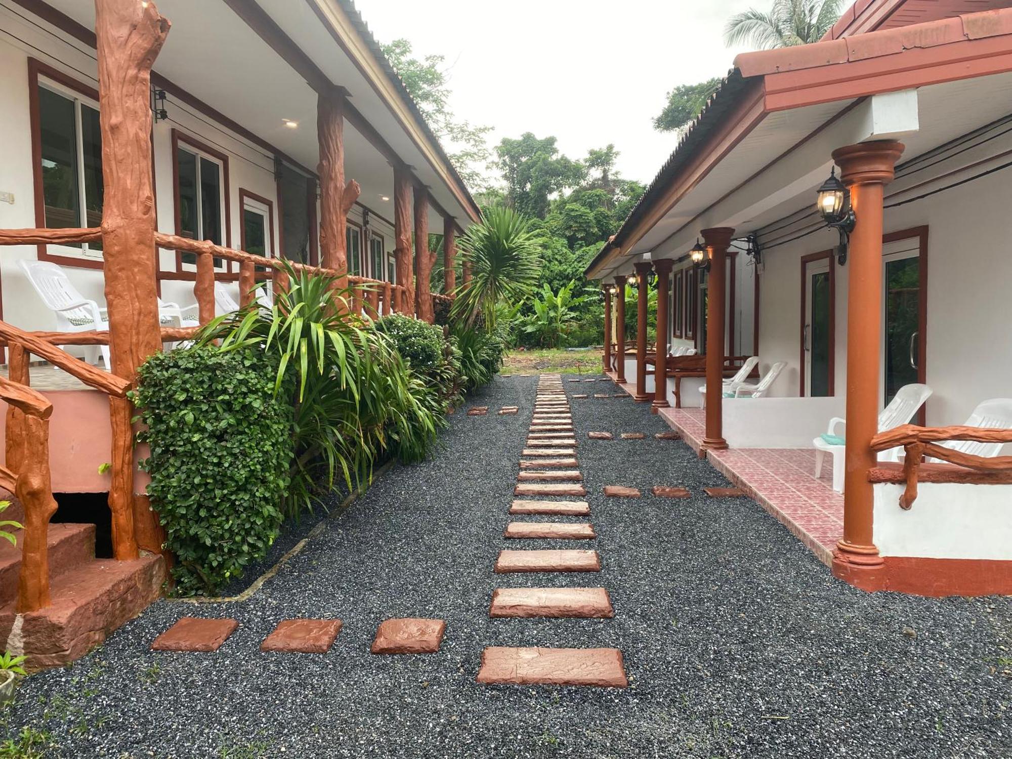 Arya Bungalow Ko Lanta Buitenkant foto