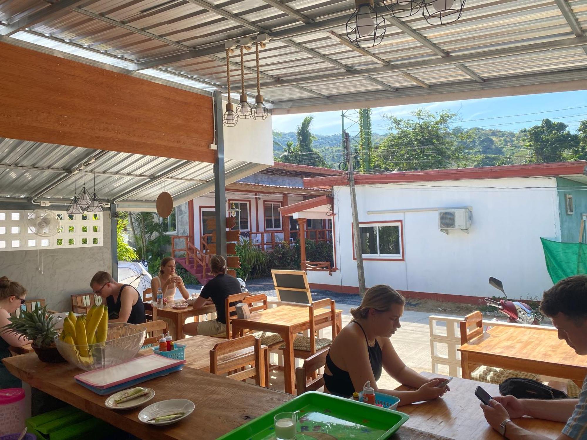 Arya Bungalow Ko Lanta Buitenkant foto
